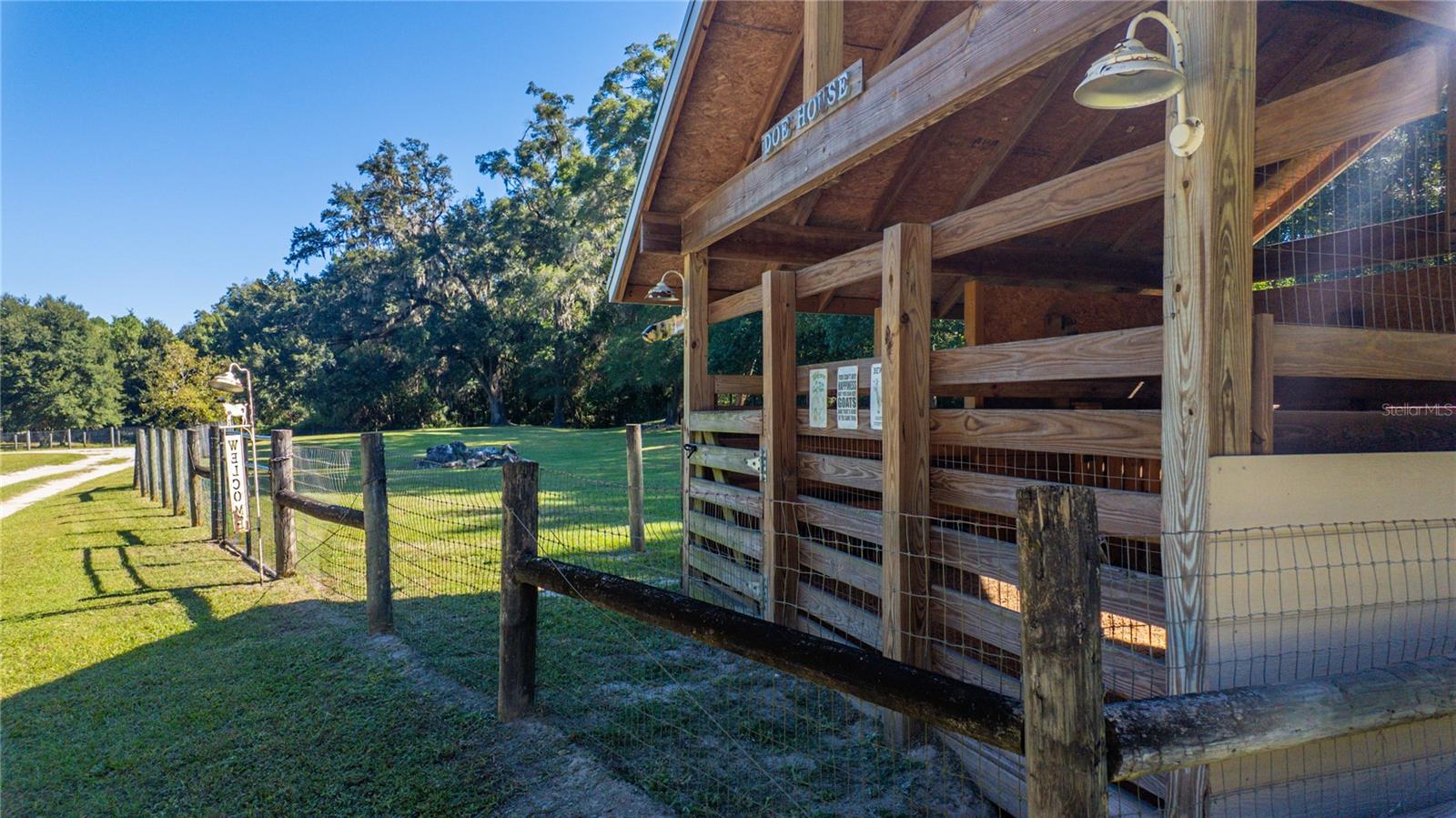 Image 83 of 88 For 17807 Archer Road