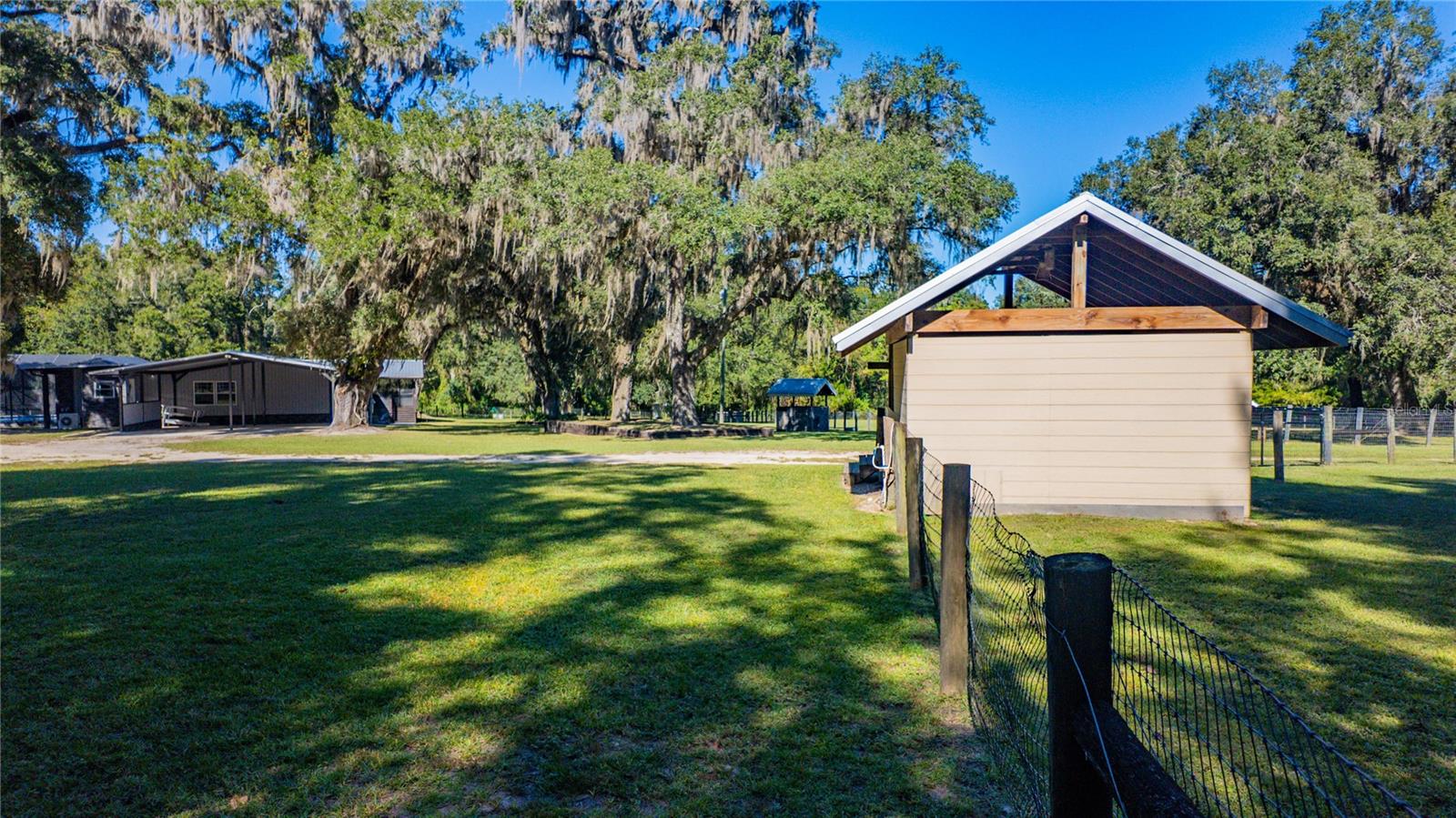 Image 84 of 88 For 17807 Archer Road