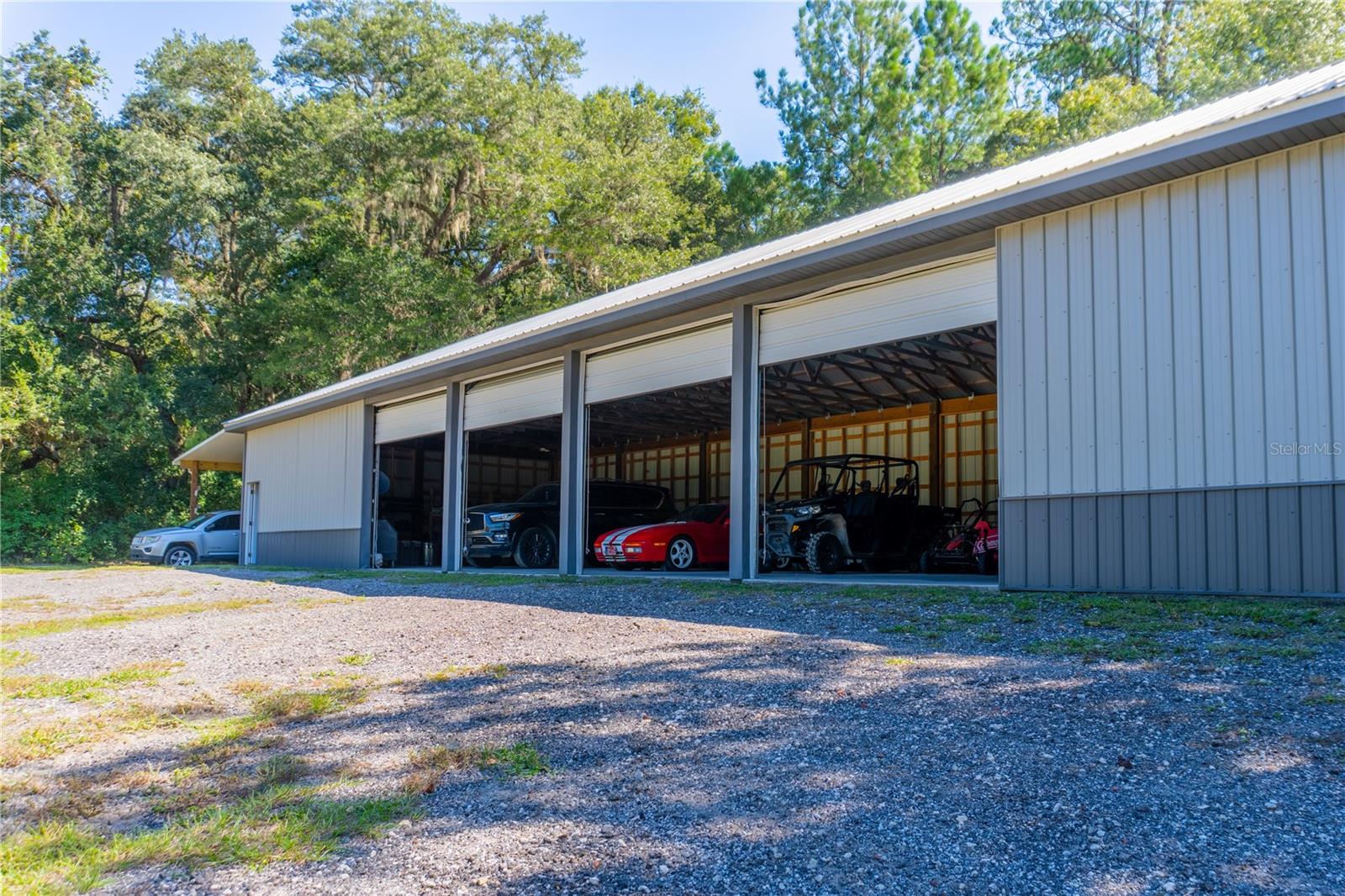 Image 9 of 88 For 17807 Archer Road