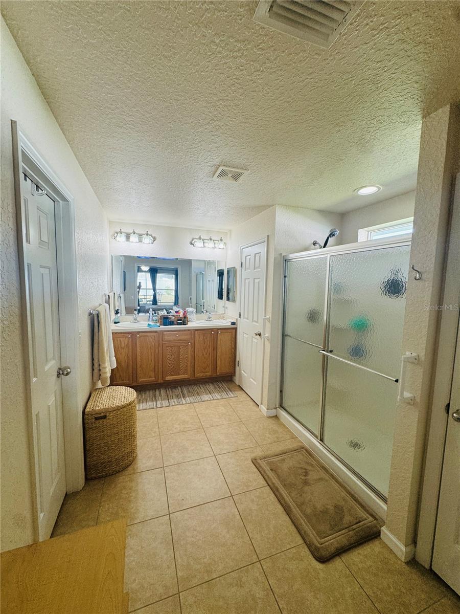 Image 17 of 23 For 5523 45th Street