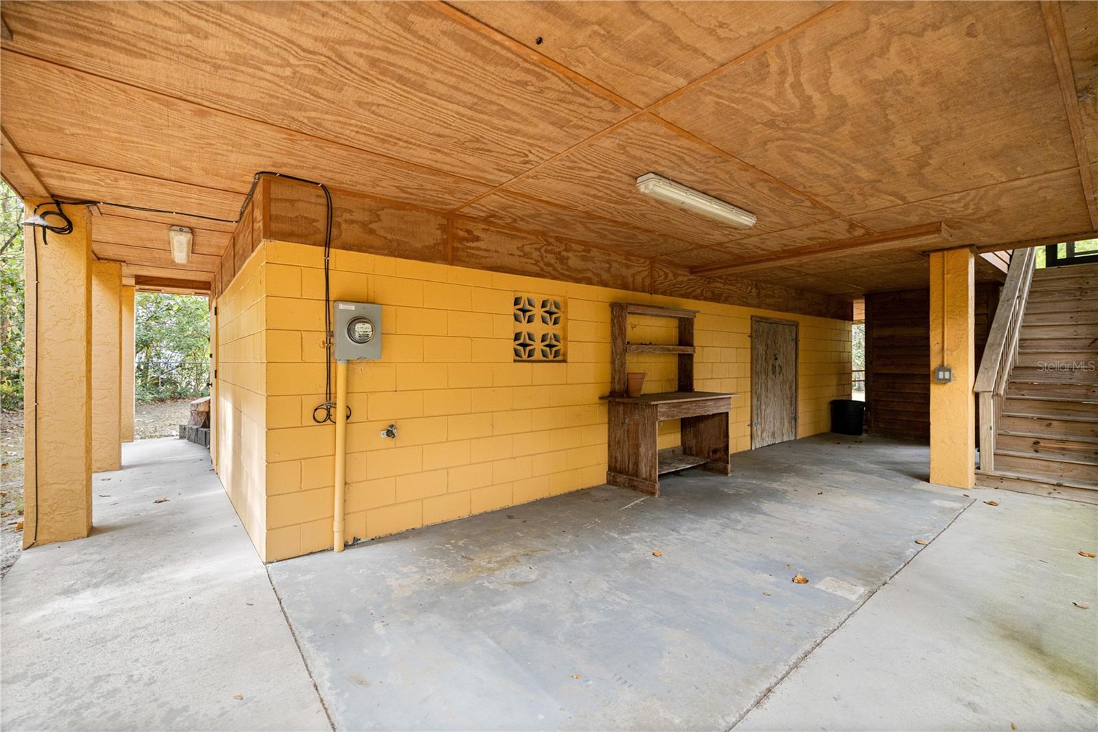 Listing photo id 52 for 12144 Goldendale Avenue