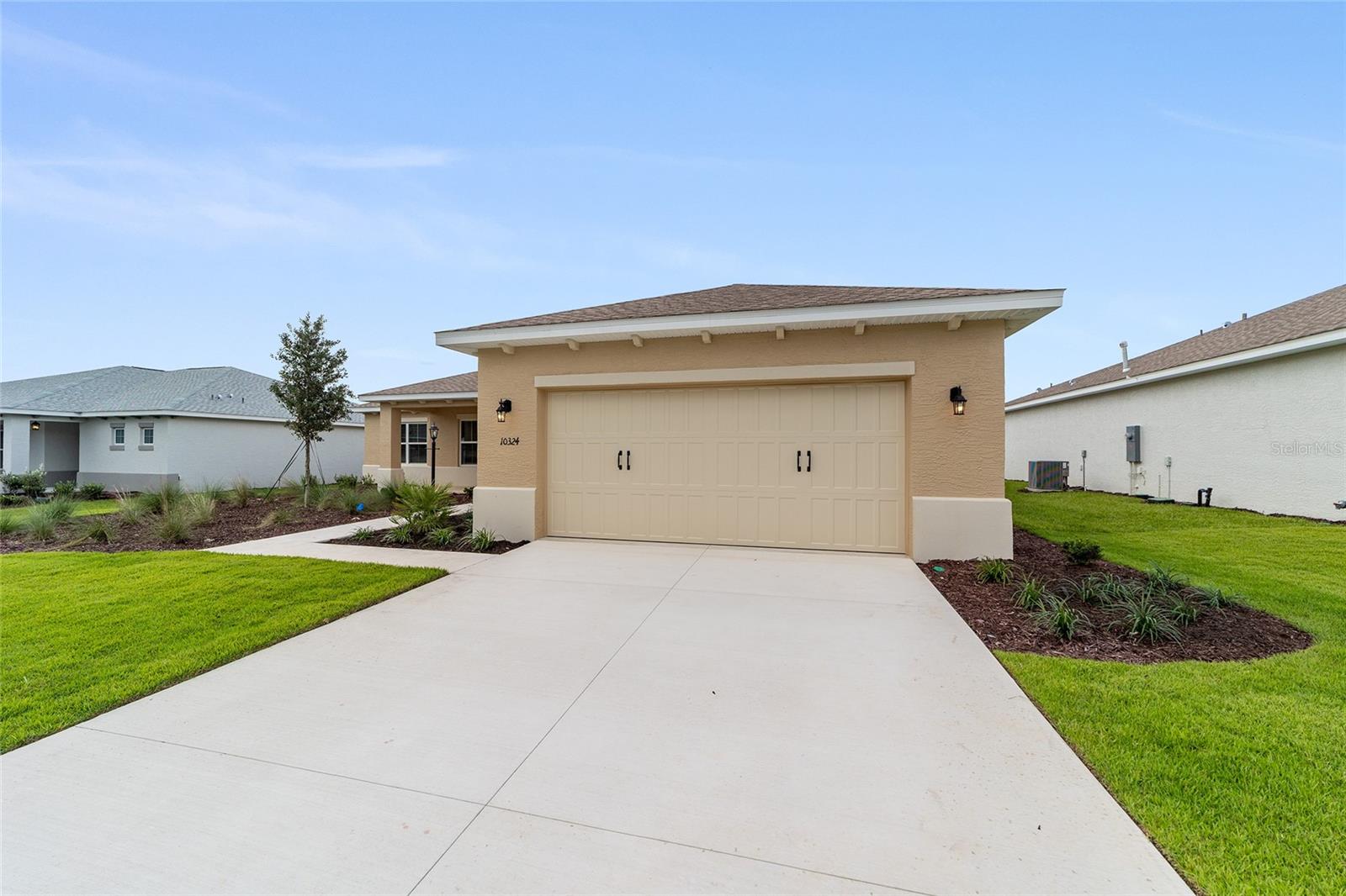 Image 4 of 45 For 10324 105th Court
