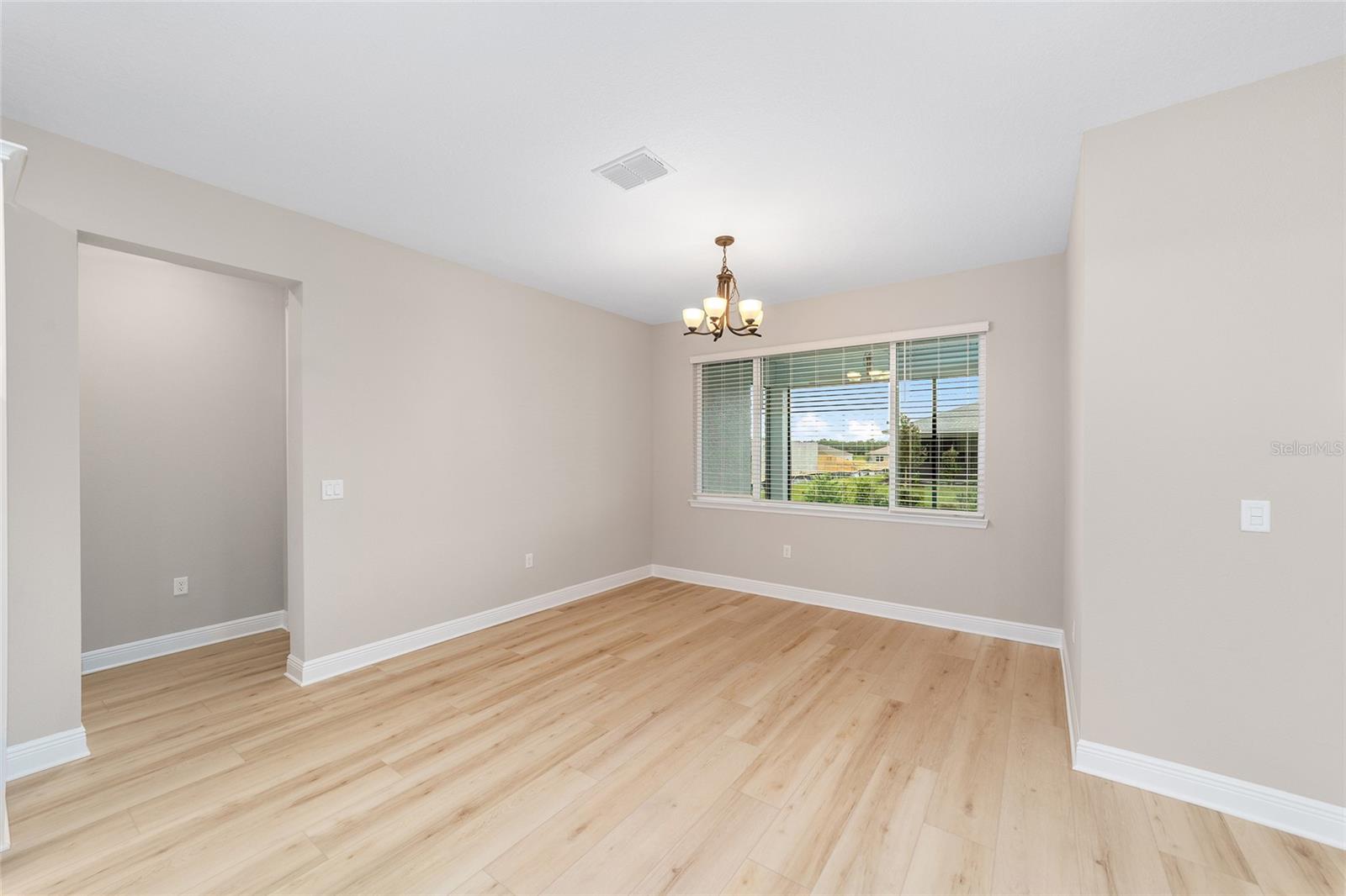 Image 16 of 52 For 10292 105th Court