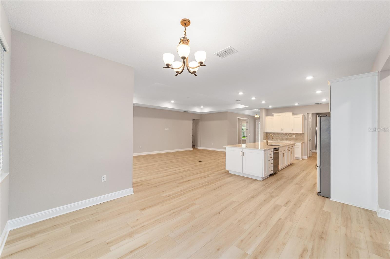 Image 18 of 52 For 10292 105th Court