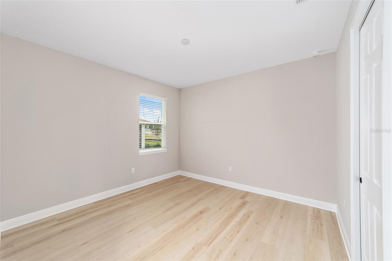 Image 41 of 52 For 10292 105th Court