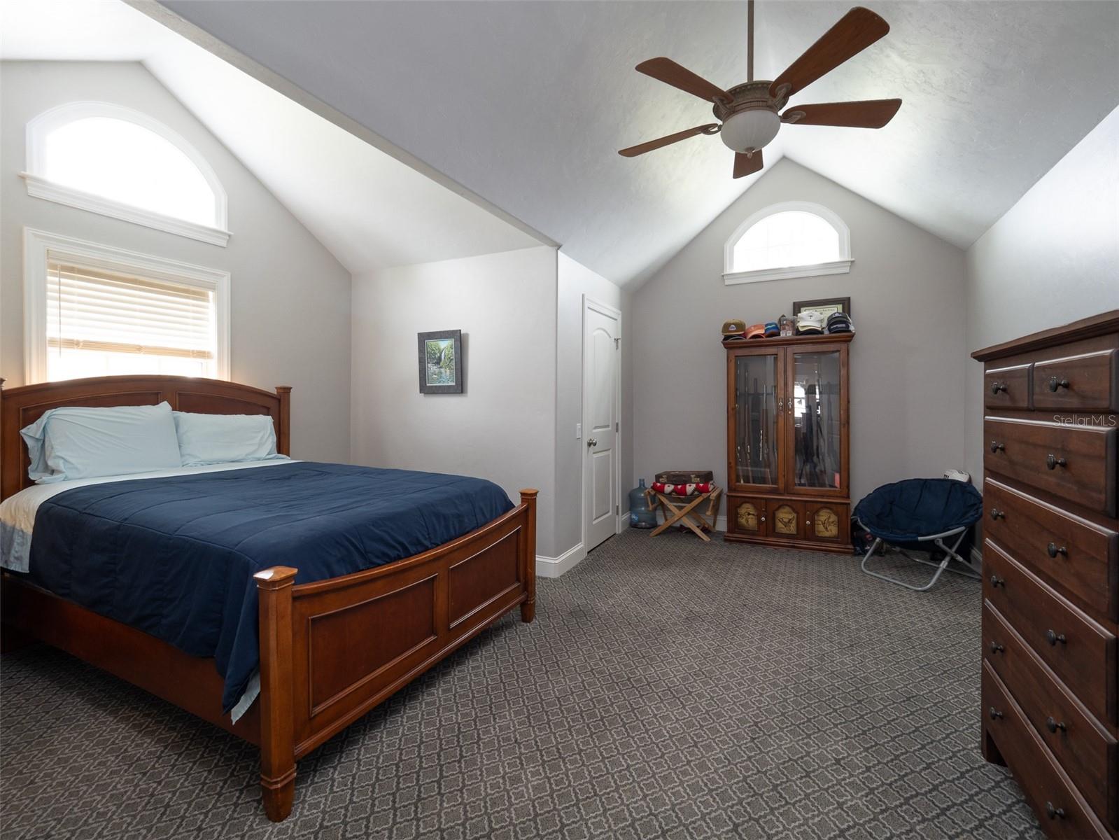 Image 19 of 38 For 8393 110th Street