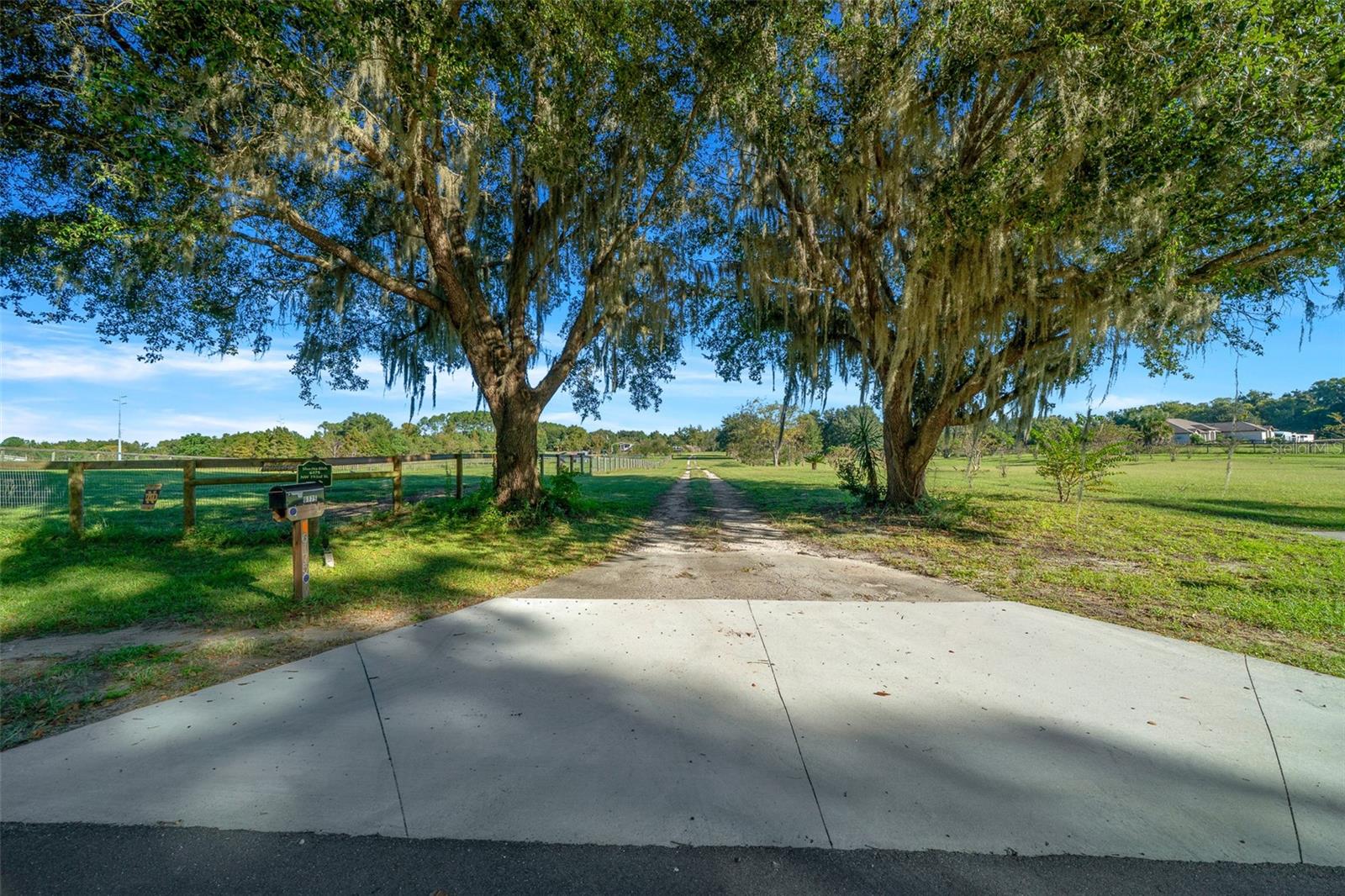 Image 10 of 54 For 6175 193rd Street