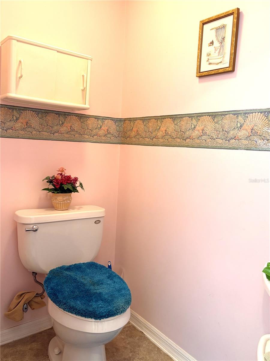 Image 31 of 71 For 9009 194th Court