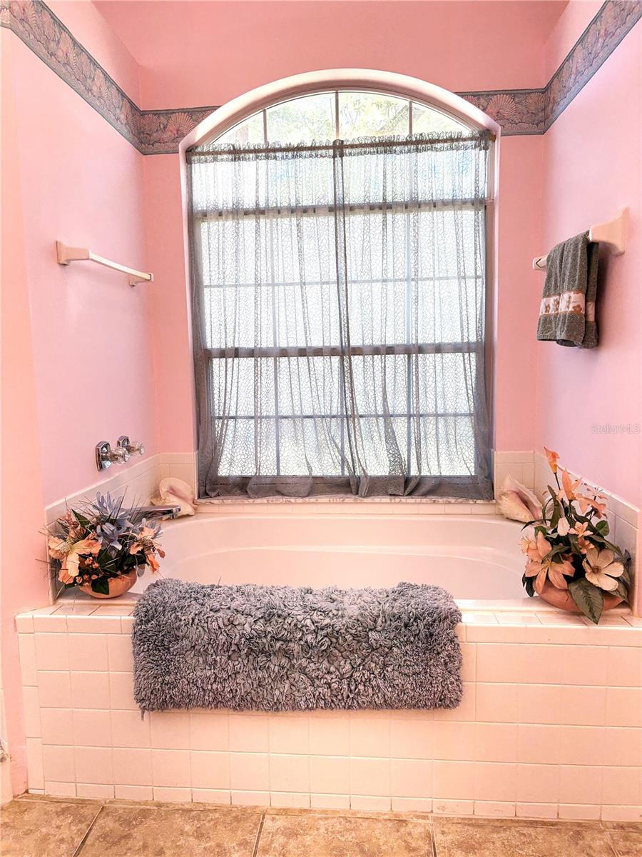 Image 33 of 71 For 9009 194th Court