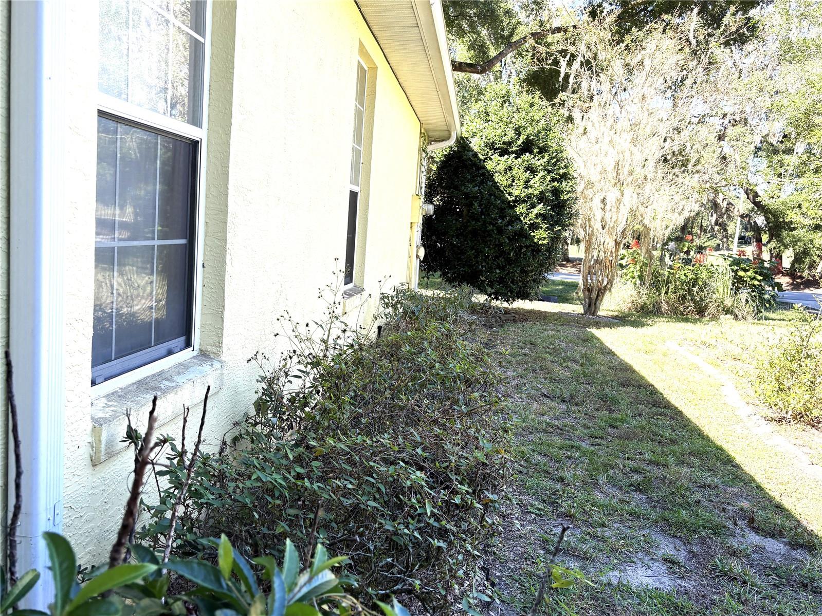 Image 54 of 71 For 9009 194th Court