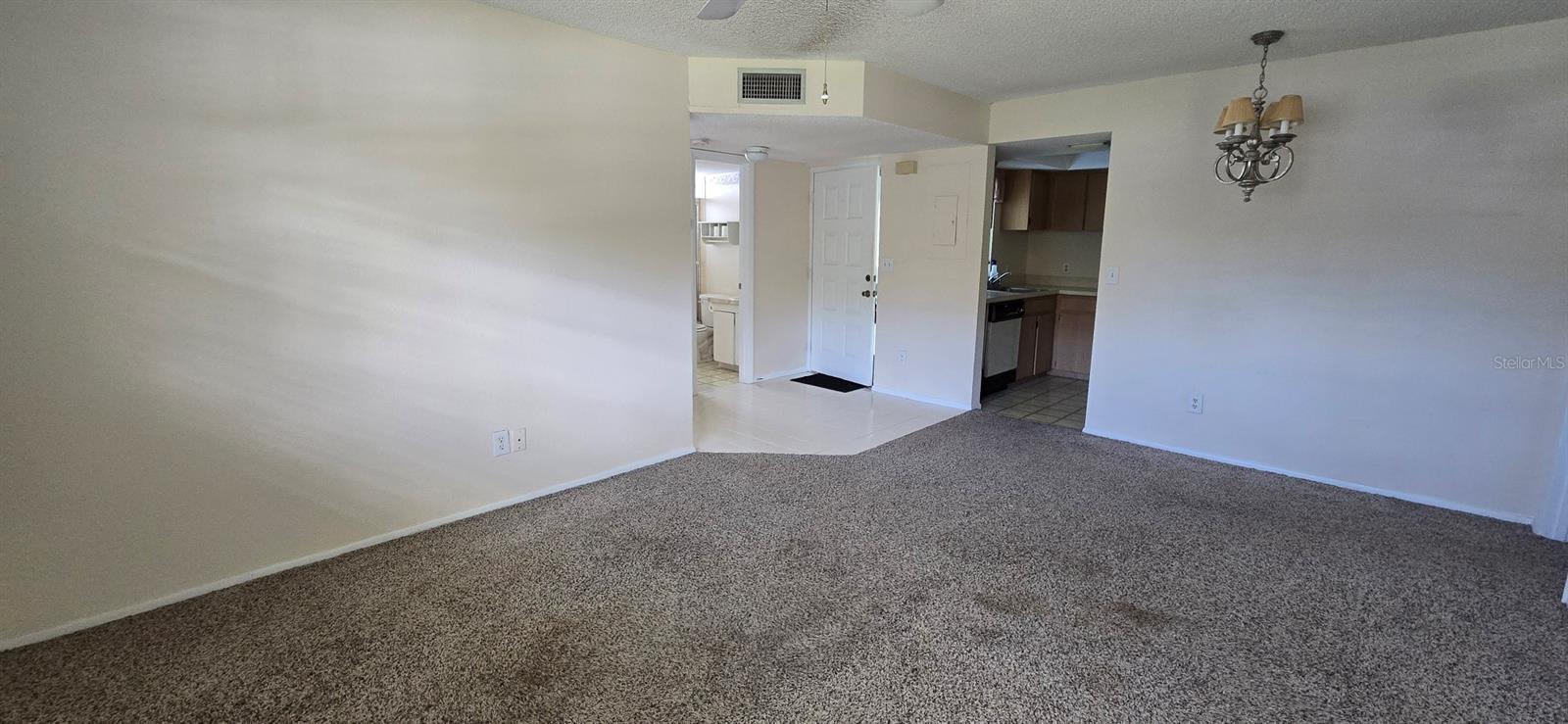Image 4 of 8 For 580 Fairways Lane G204