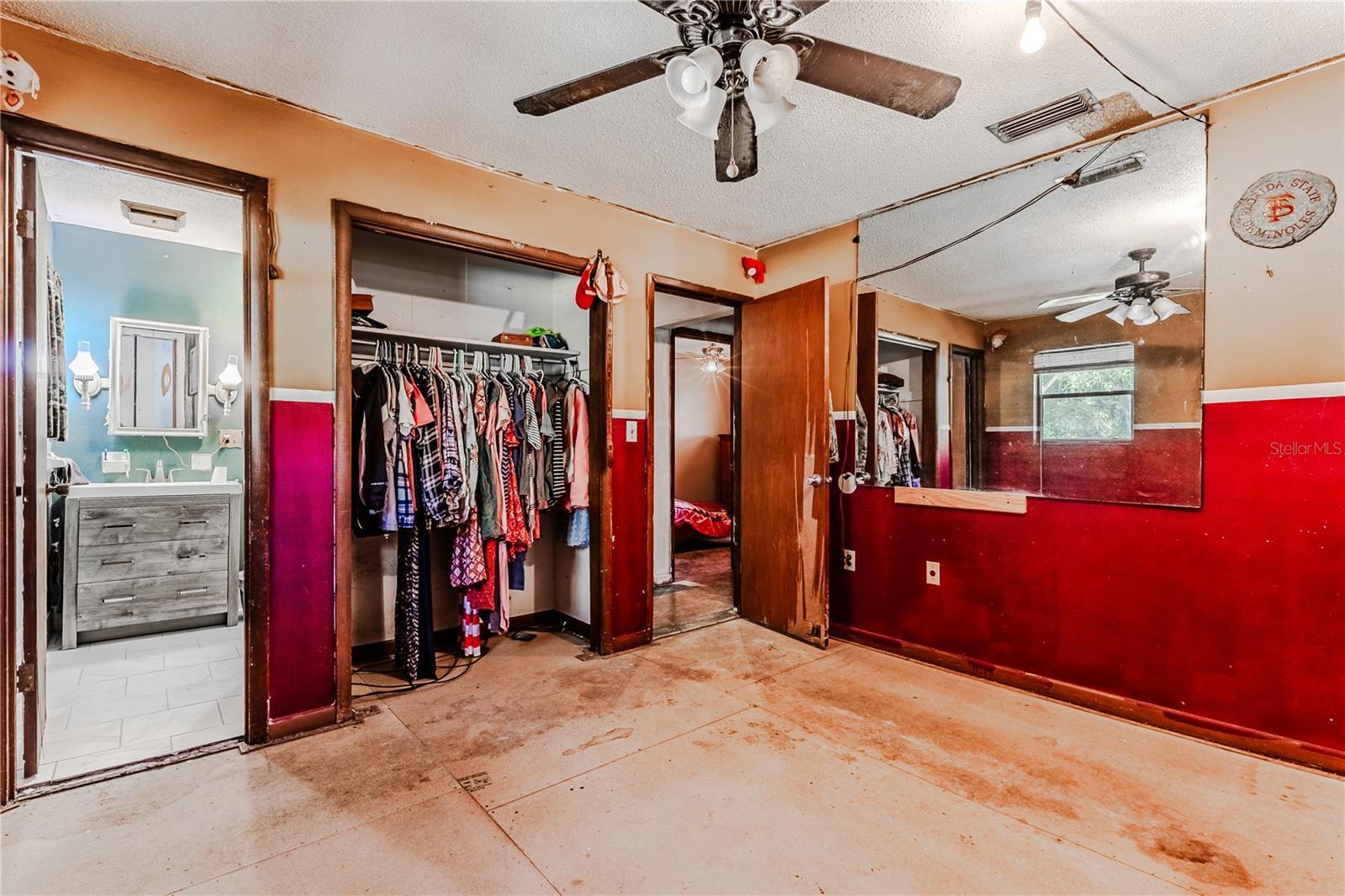 Image 11 of 48 For 7899 73rd Court