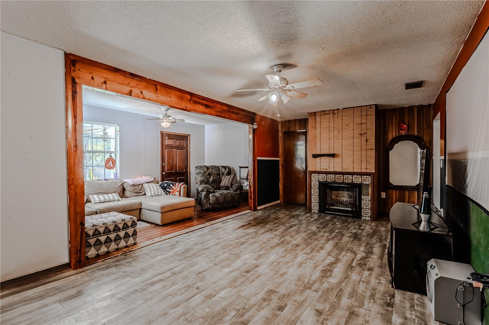 Image 18 of 48 For 7899 73rd Court