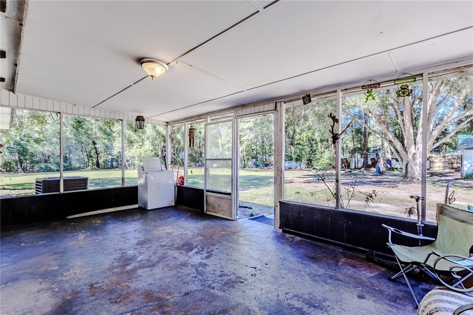 Image 23 of 48 For 7899 73rd Court