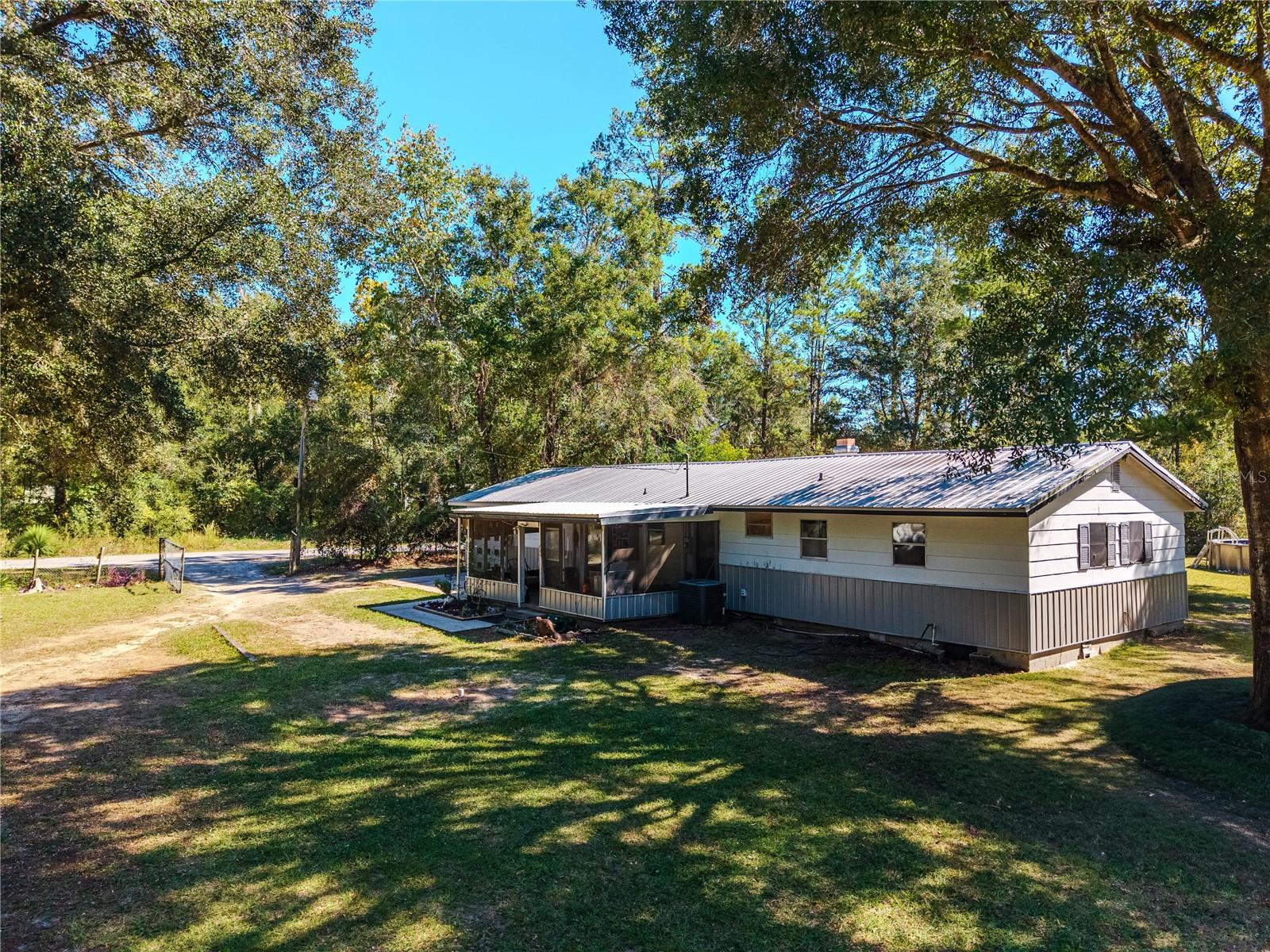 Image 3 of 48 For 7899 73rd Court