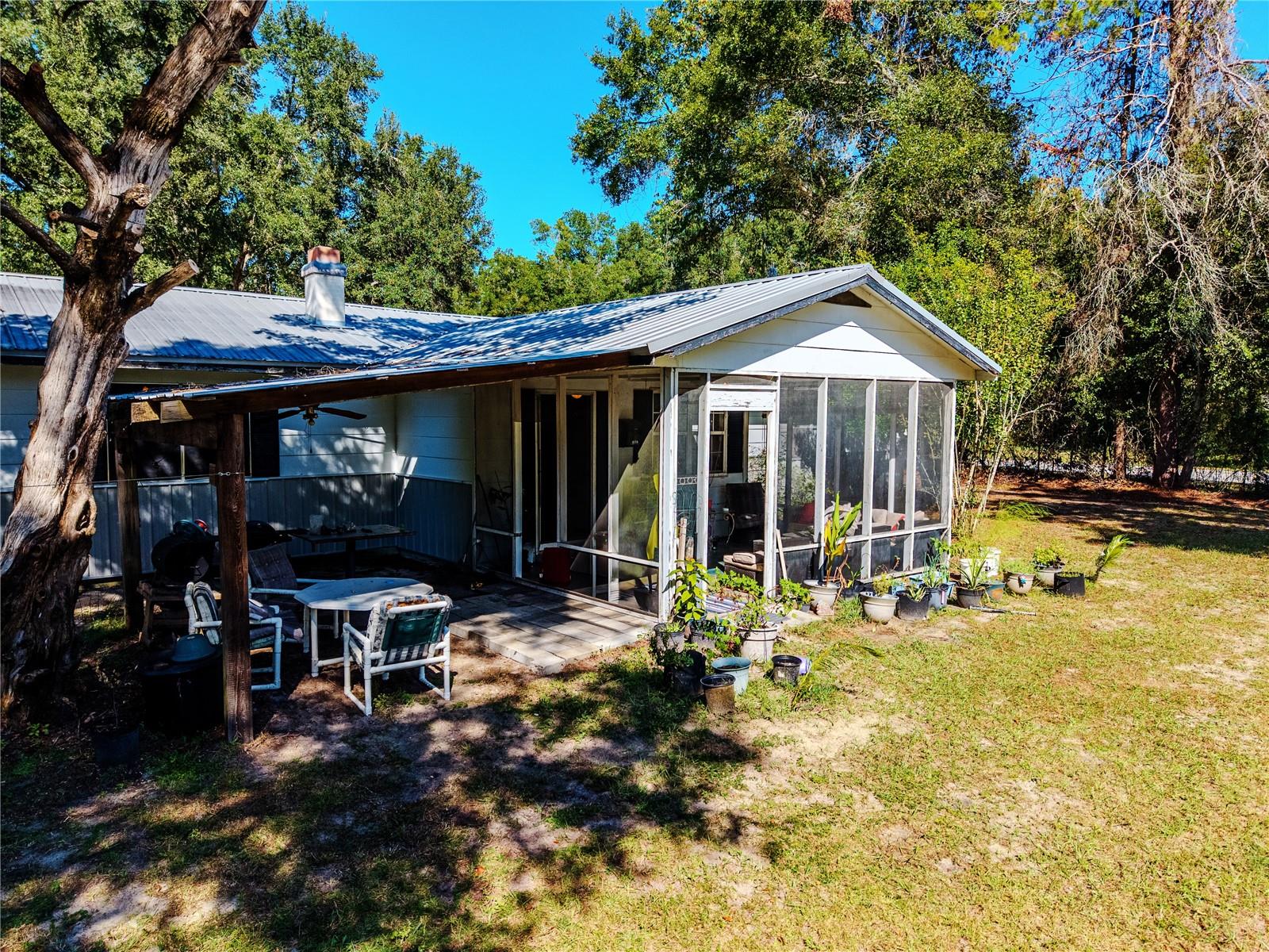 Image 37 of 48 For 7899 73rd Court