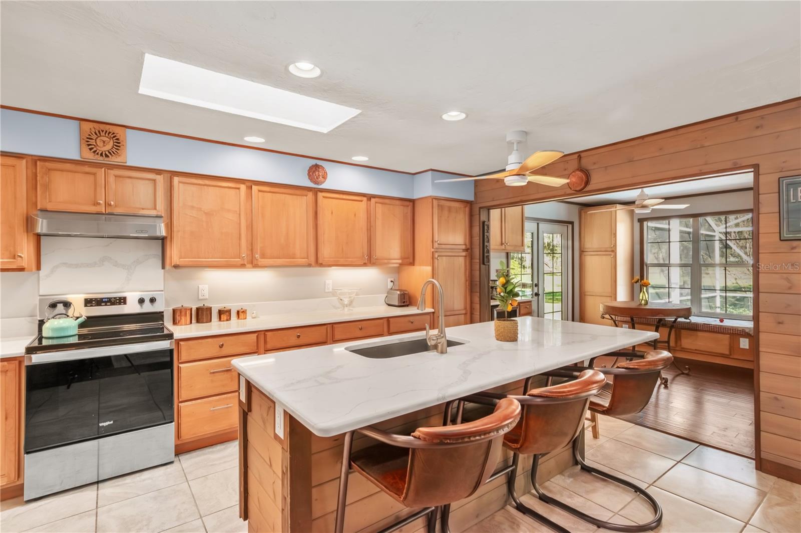 Image 18 of 74 For 11851 38th Street