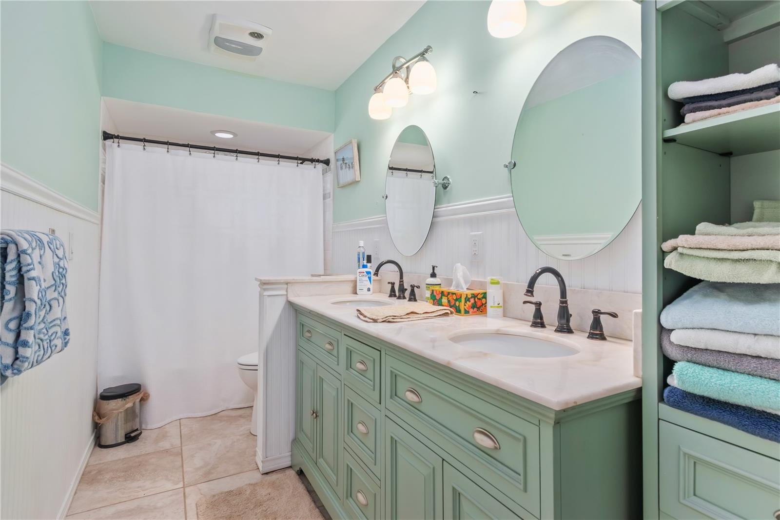 Image 30 of 74 For 11851 38th Street