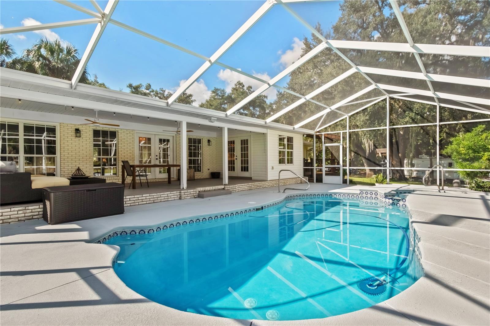 Image 36 of 74 For 11851 38th Street