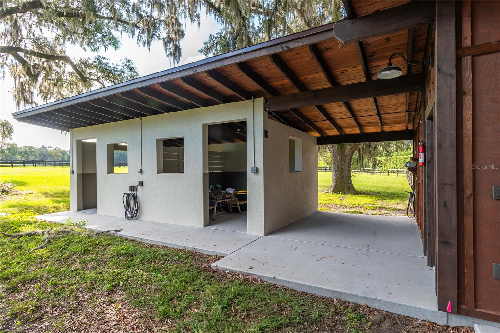 Image 42 of 74 For 11851 38th Street