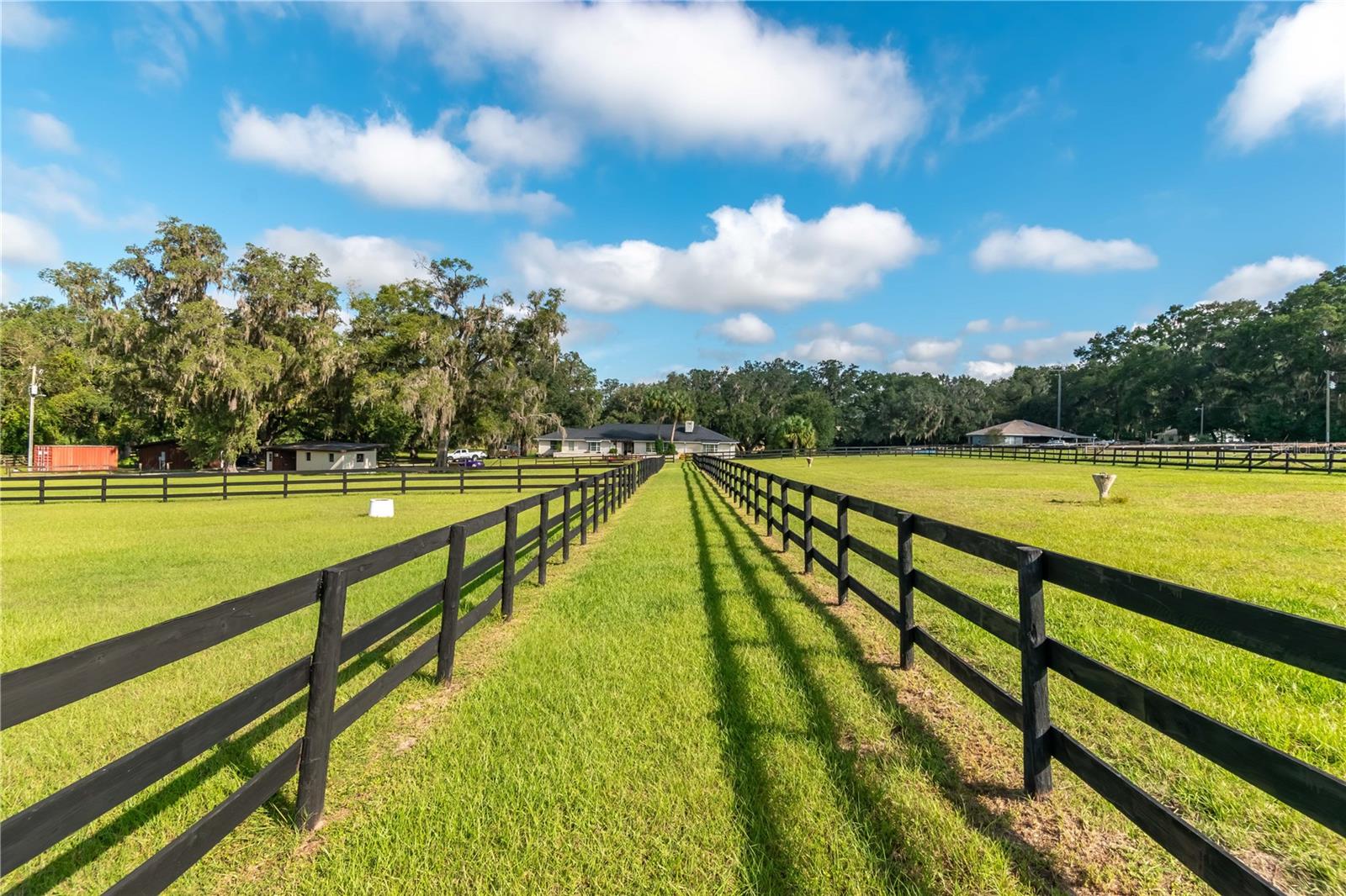 Image 65 of 74 For 11851 38th Street