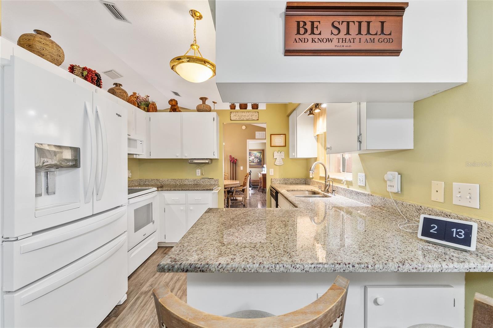 Image 15 of 49 For 5140 25th Loop