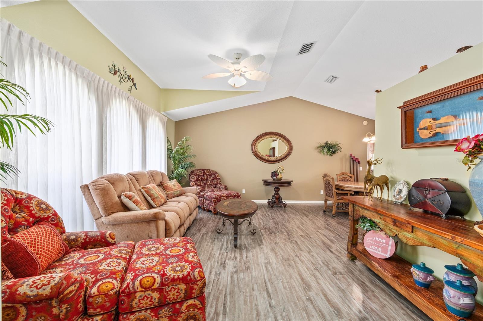 Image 9 of 49 For 5140 25th Loop