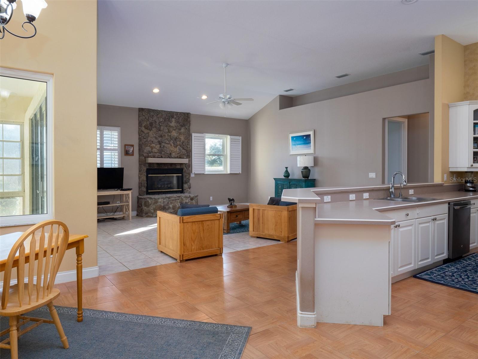 Image 7 of 21 For 2185 114th Loop