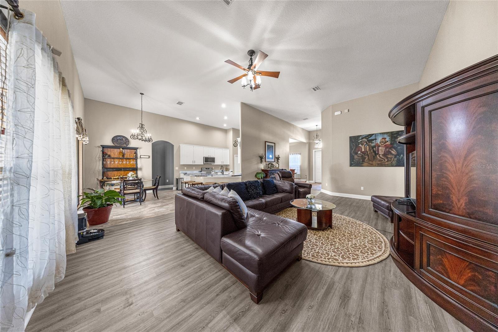 Image 12 of 36 For 4590 111th Place