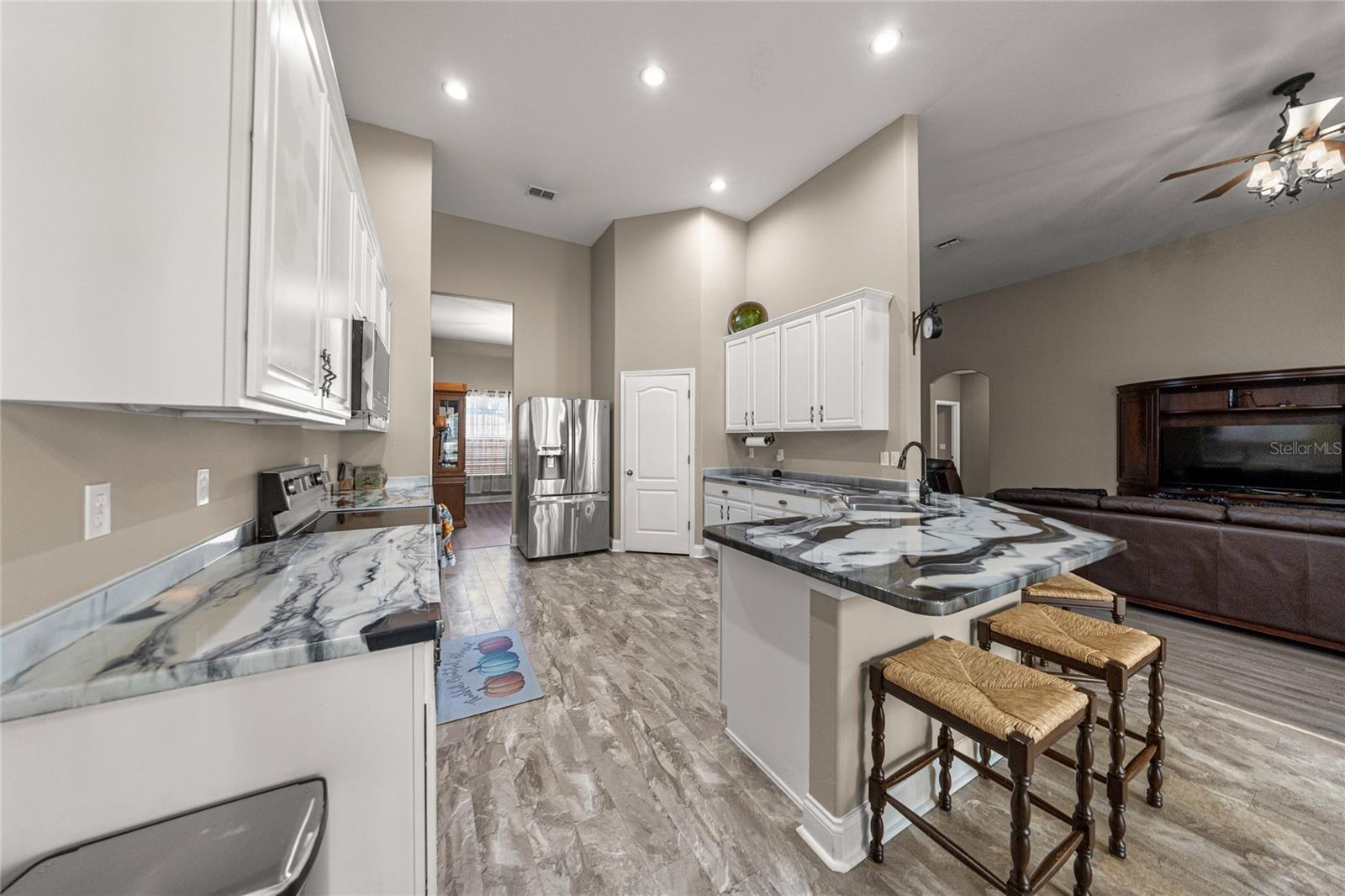 Image 15 of 36 For 4590 111th Place