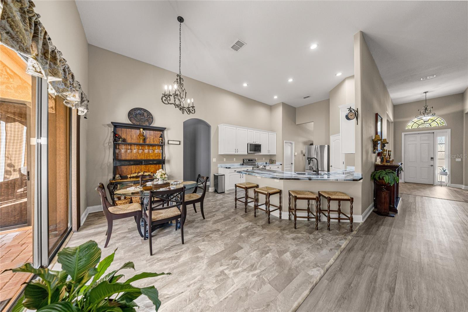 Image 17 of 36 For 4590 111th Place