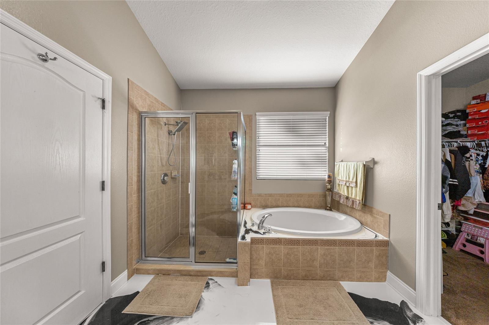 Image 23 of 36 For 4590 111th Place