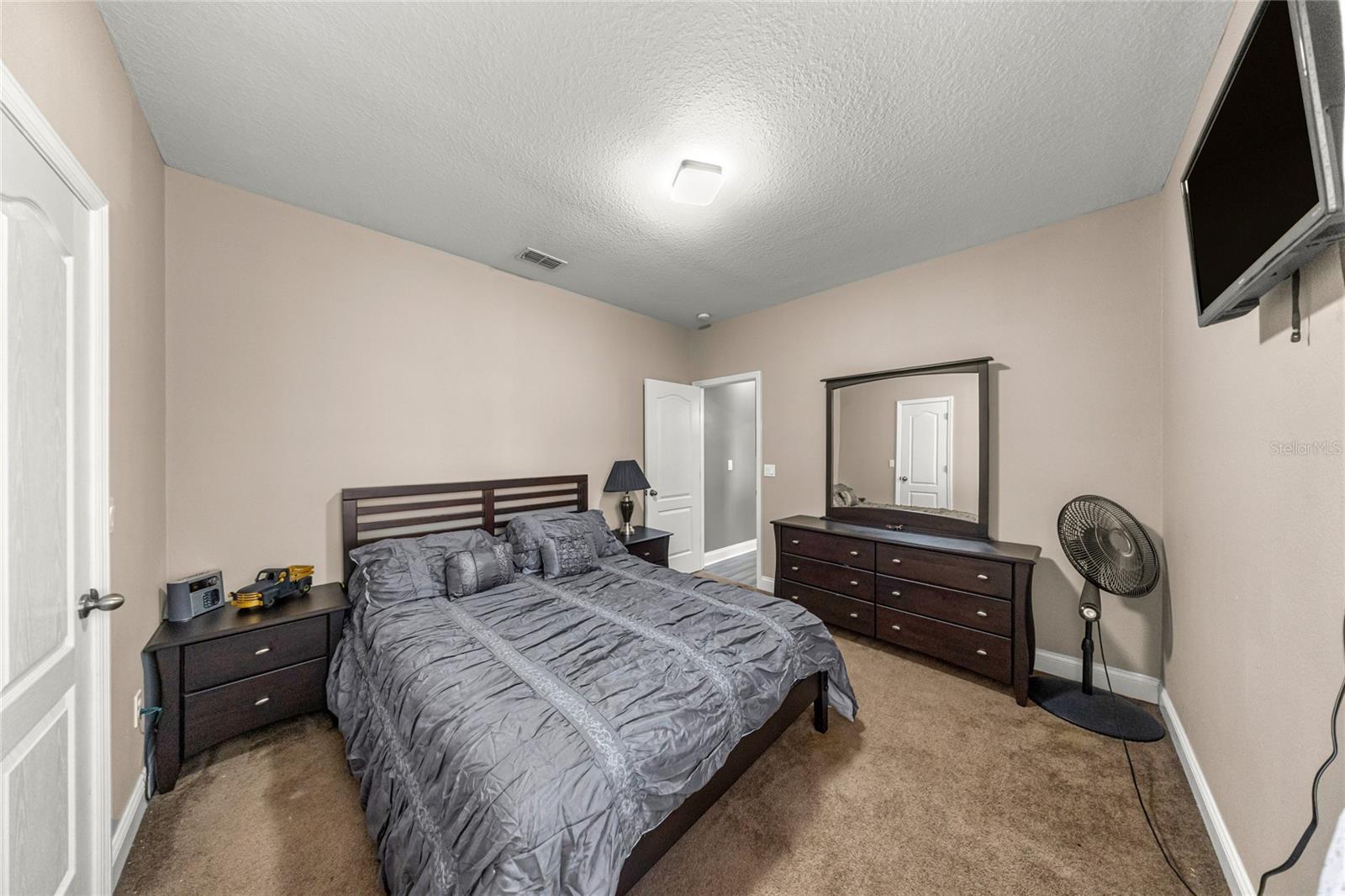 Image 27 of 36 For 4590 111th Place