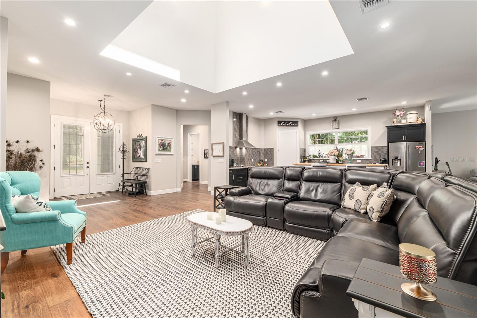 Image 12 of 71 For 42 103rd Street