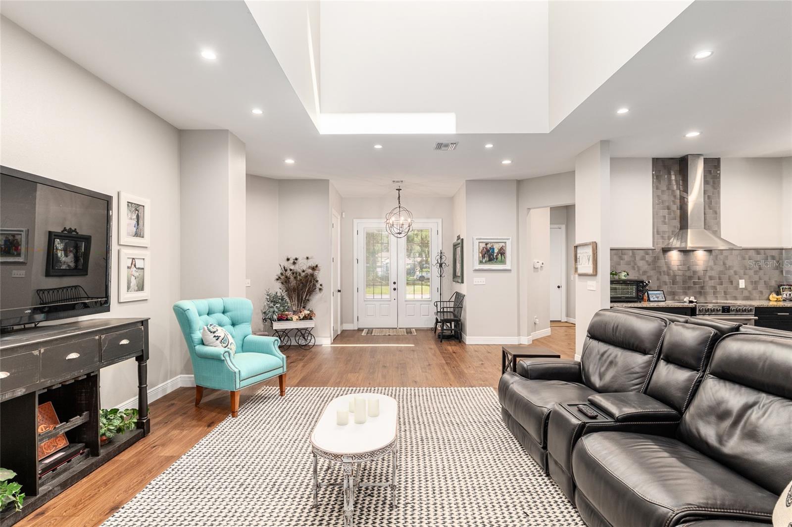 Image 13 of 71 For 42 103rd Street