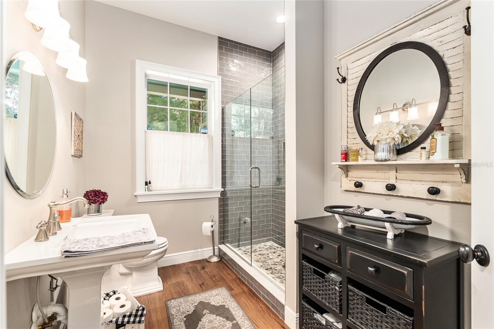 Image 43 of 71 For 42 103rd Street