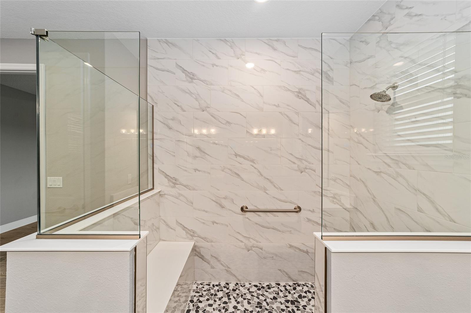 Image 26 of 40 For 9906 106th Circle