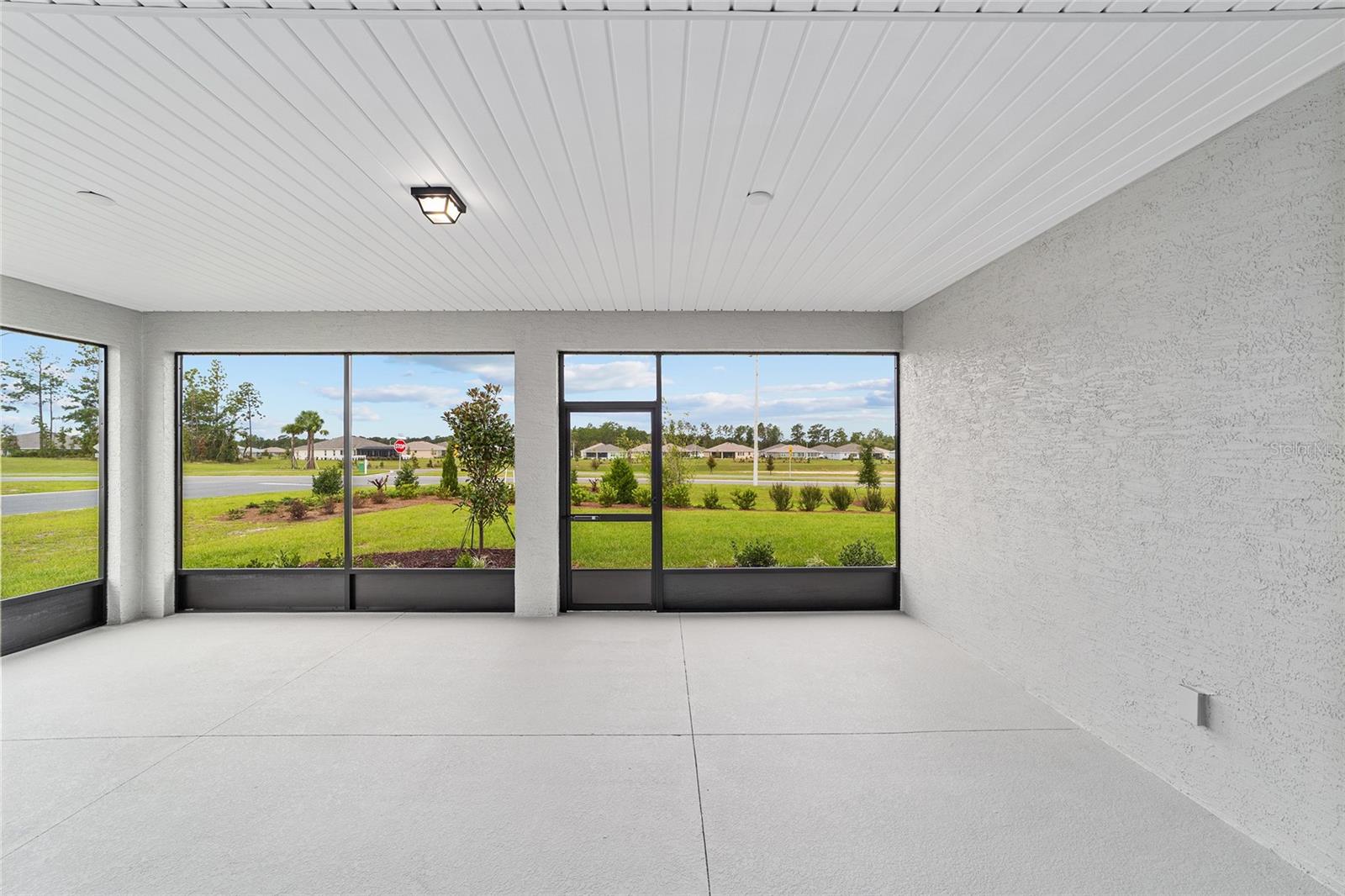 Image 34 of 40 For 9906 106th Circle