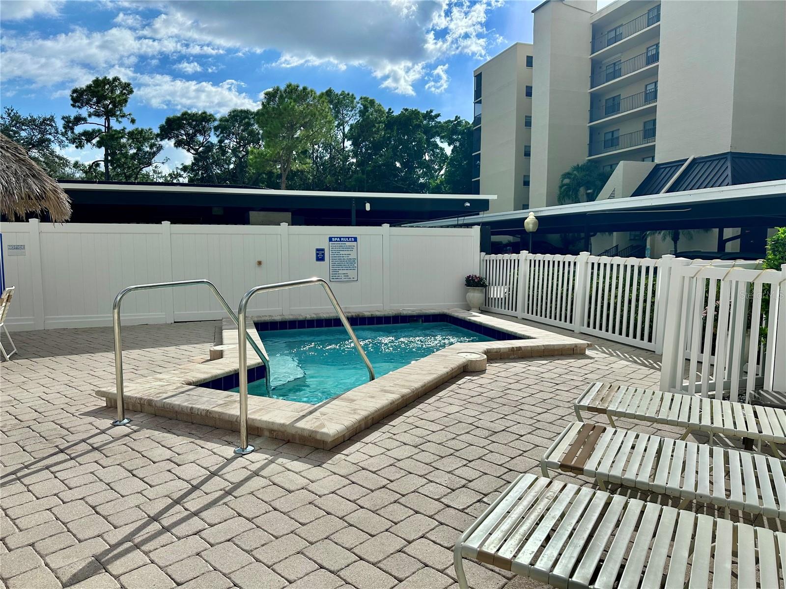 Image 34 of 37 For 3200 Cove Cay Drive 5f