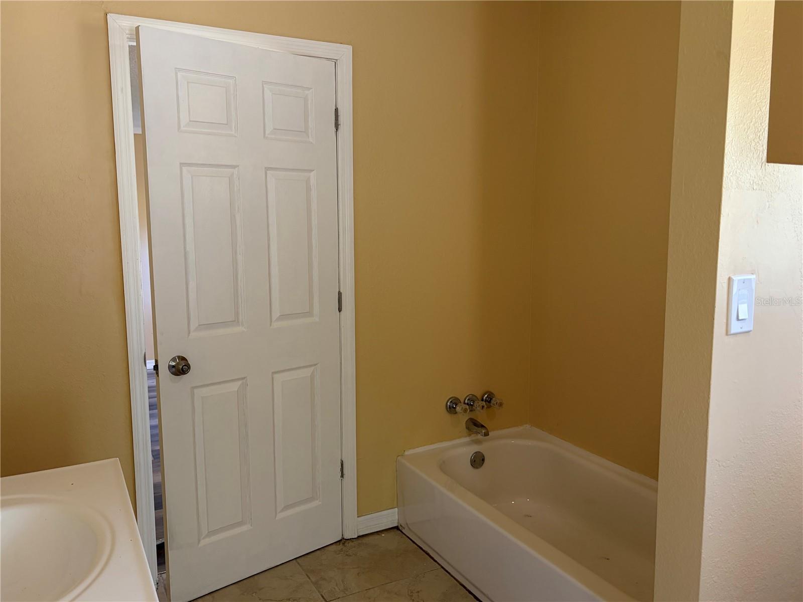 Image 11 of 17 For 102 Third Street