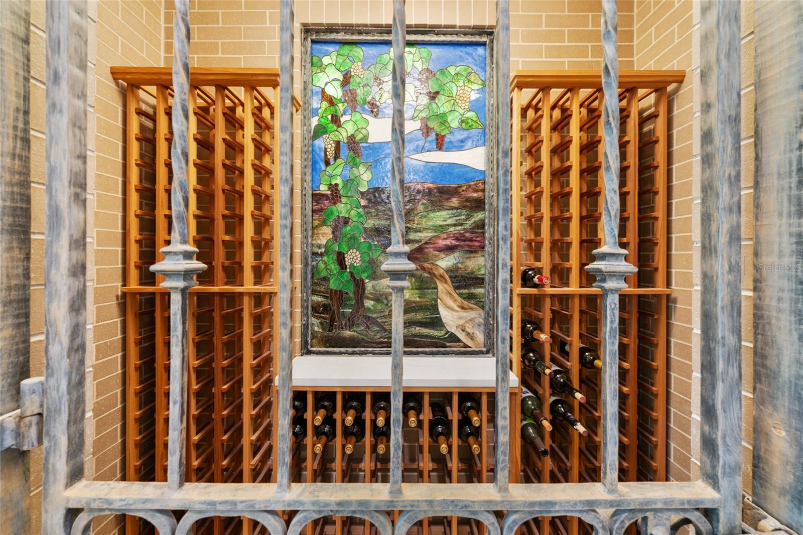 Listing photo id 22 for 4160 Bonanza Drive