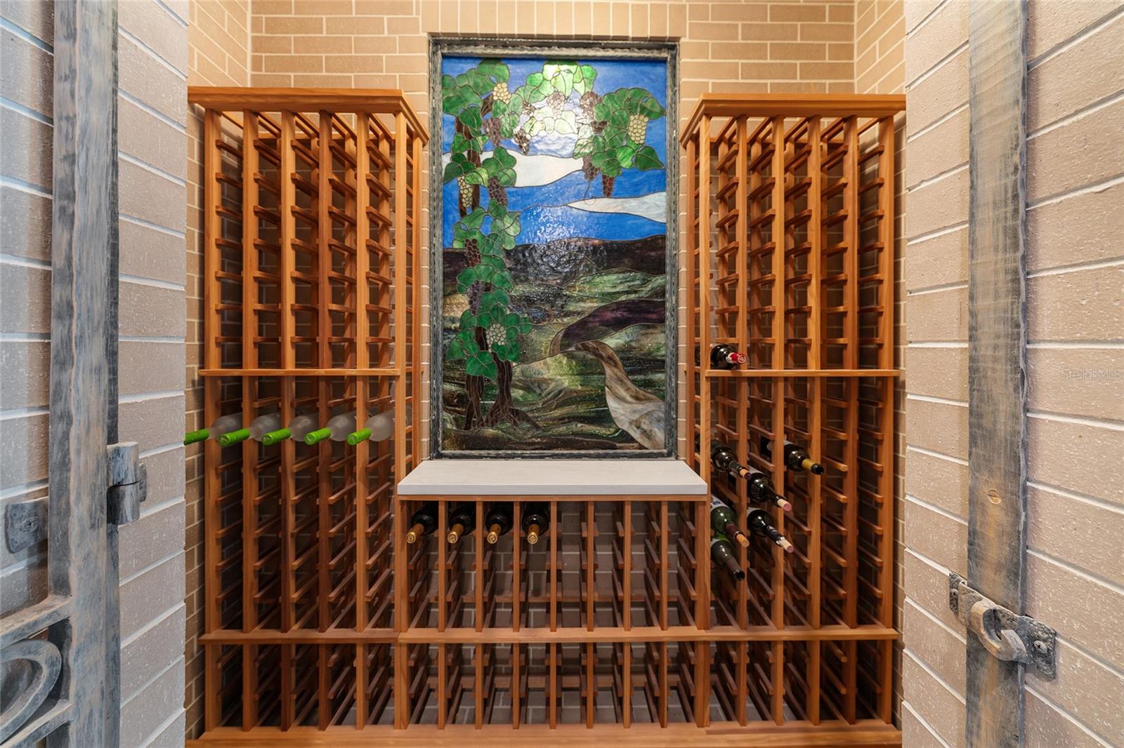 Listing photo id 24 for 4160 Bonanza Drive