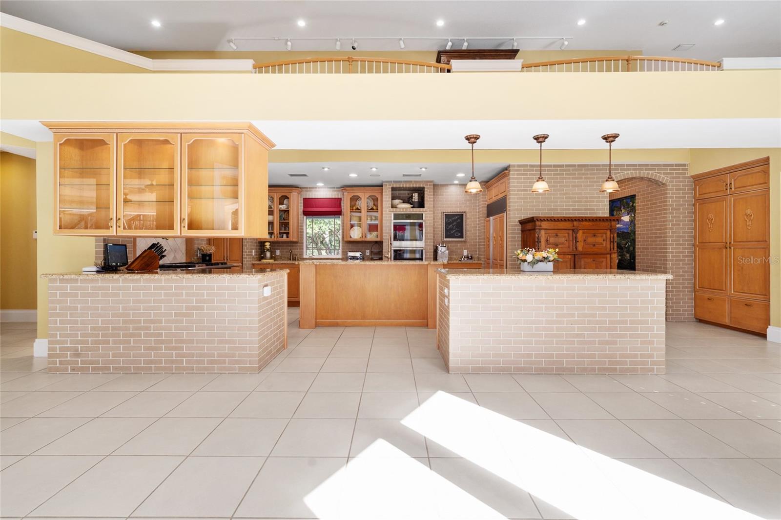 Listing photo id 32 for 4160 Bonanza Drive