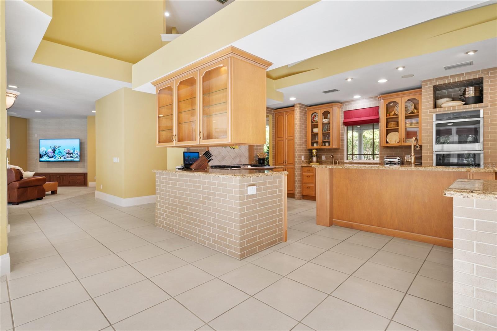 Listing photo id 34 for 4160 Bonanza Drive