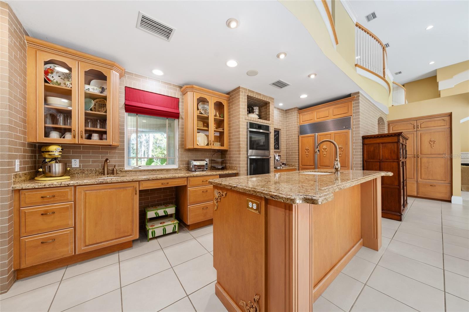 Listing photo id 37 for 4160 Bonanza Drive