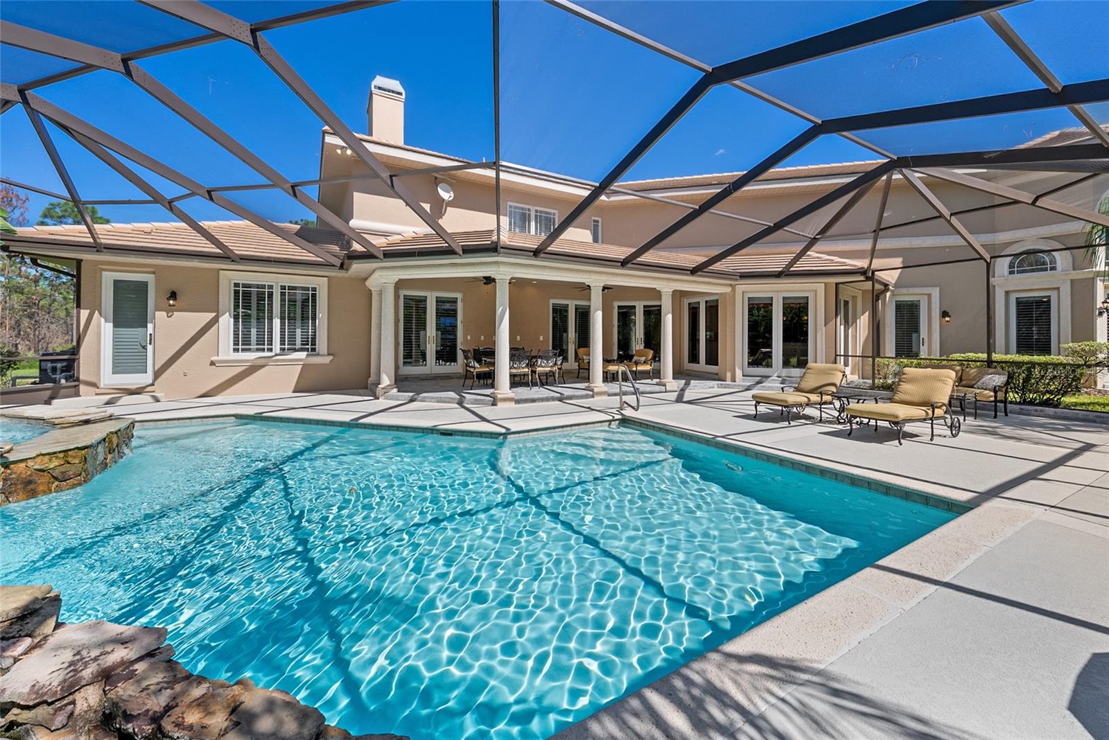 Listing photo id 2 for 4160 Bonanza Drive