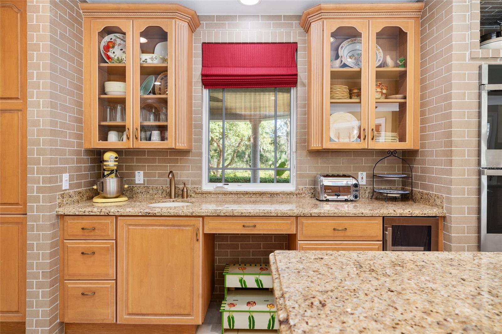 Listing photo id 38 for 4160 Bonanza Drive