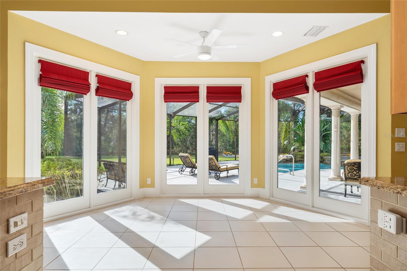 Listing photo id 43 for 4160 Bonanza Drive