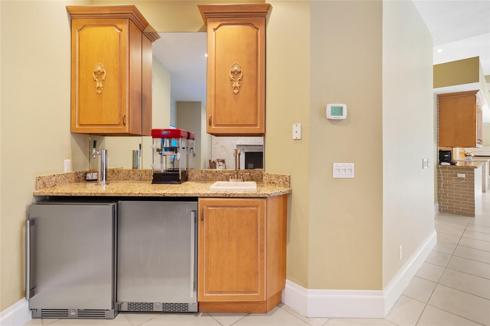 Listing photo id 47 for 4160 Bonanza Drive