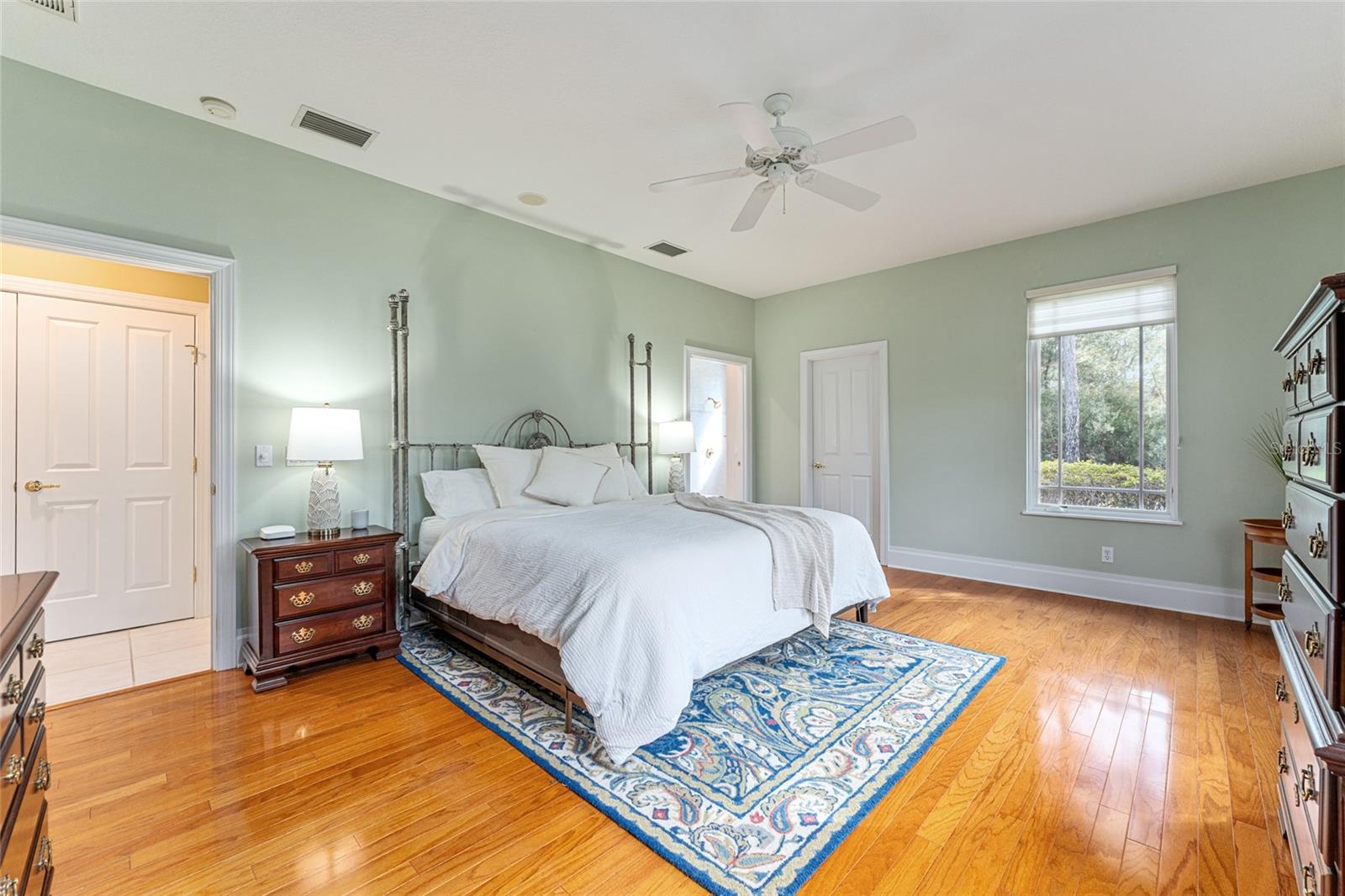 Listing photo id 53 for 4160 Bonanza Drive